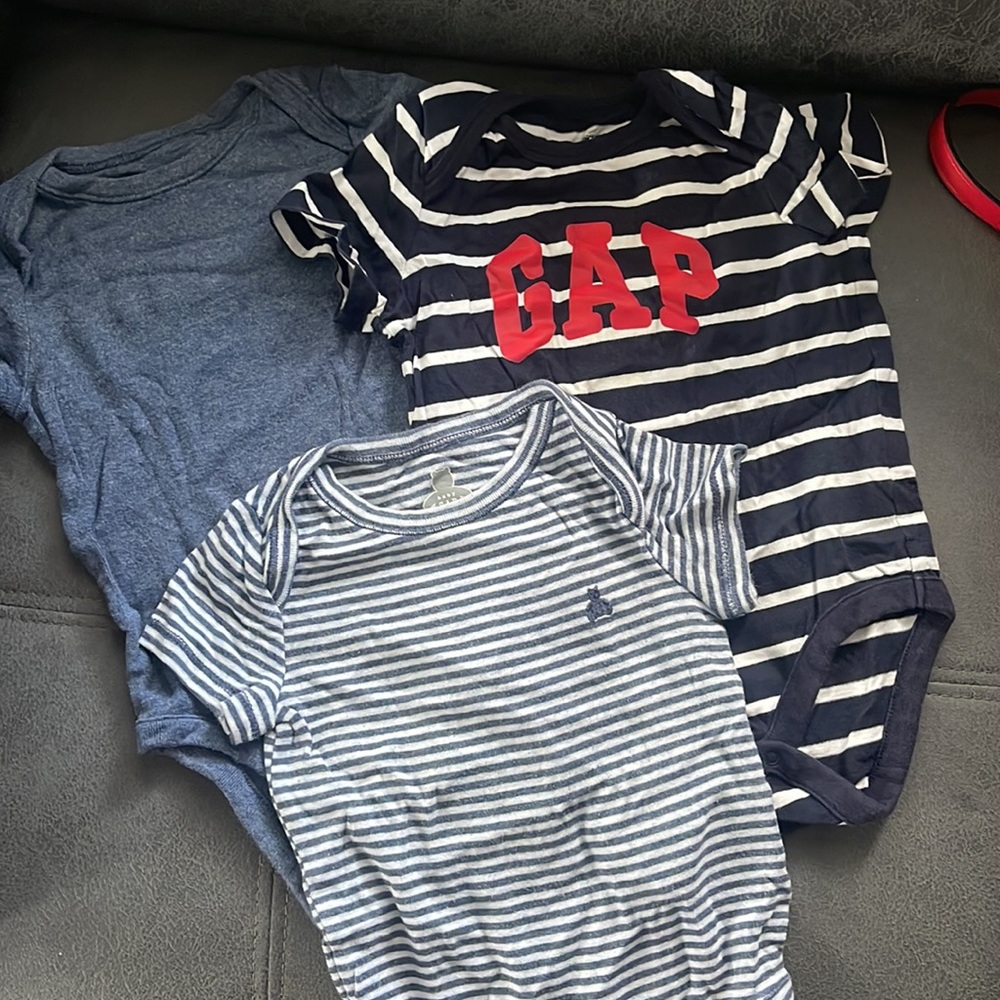 Baby clothes - Picture 3 of 4